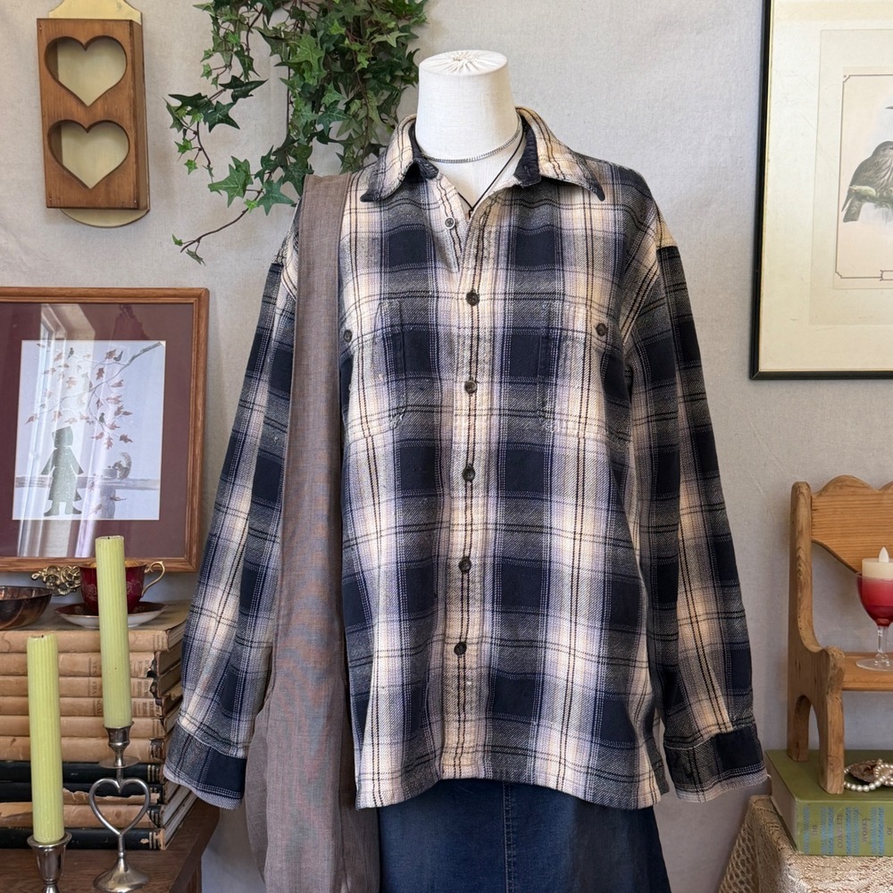 Black Plaid Cotton Button Up Shirt Oversized Indie Grunge Granola L Distressed